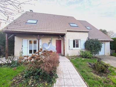 Maison - 142 m² - 7 pièces