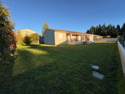 Maison - 100 m² - 4 pièces