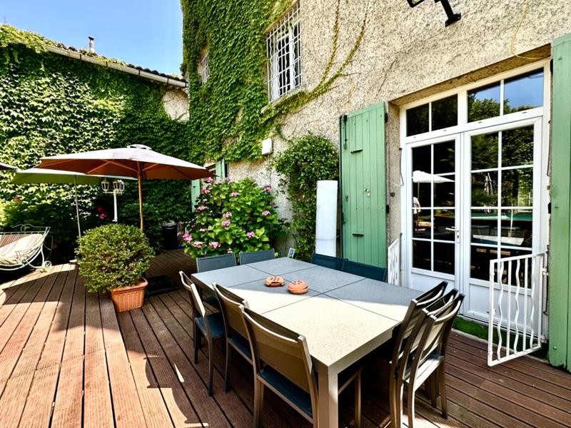 Maison - 196 m² - 5 pièces