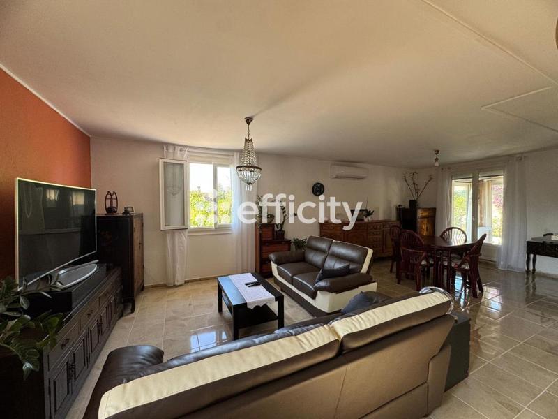 Maison - 98 m² - 4 pièces