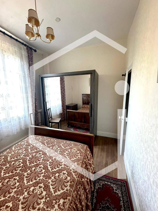 Maison - 80 m² - 4 pièces