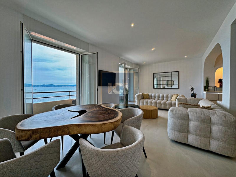 Appartement - 135 m² - 4 pièces