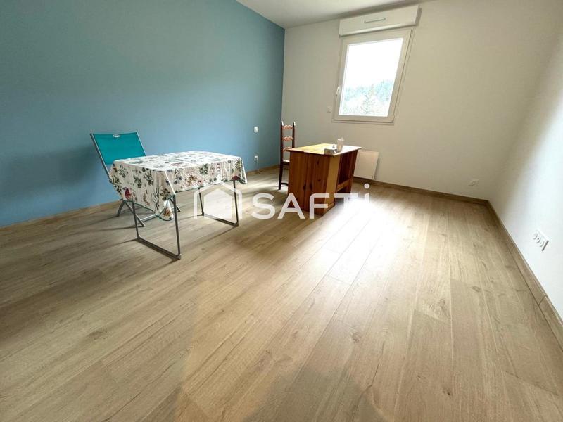 Villa - 174 m² - 8 pièces