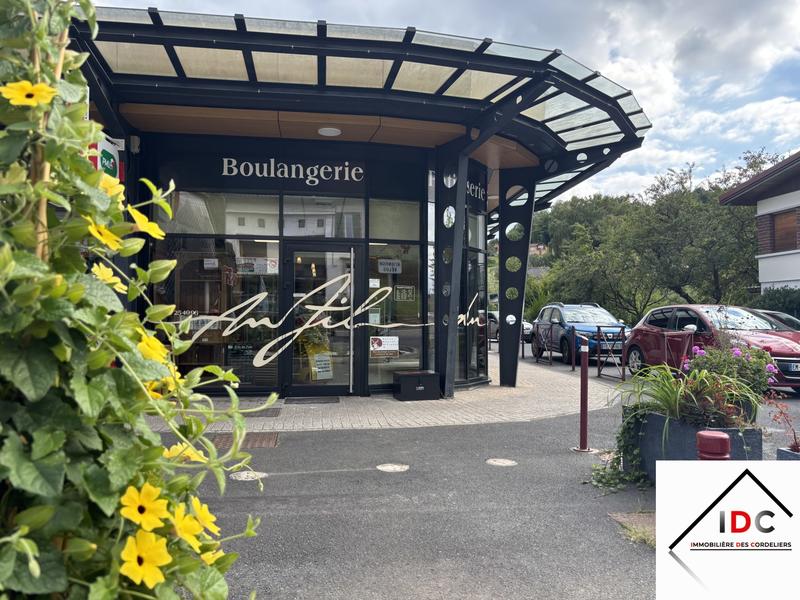 Fonds de commerce - 180 m²