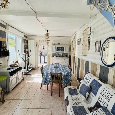 Maison - 75 m² - 5 pièces