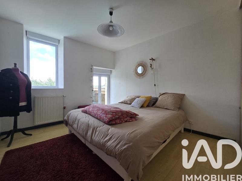 Maison - 208 m² - 9 pièces