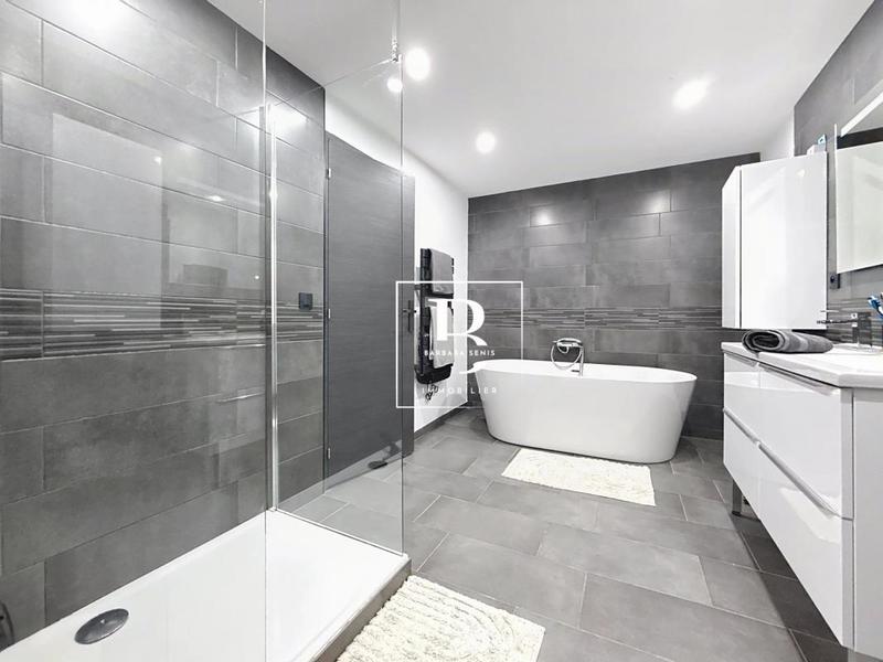 Maison - 98 m² - 3 pièces