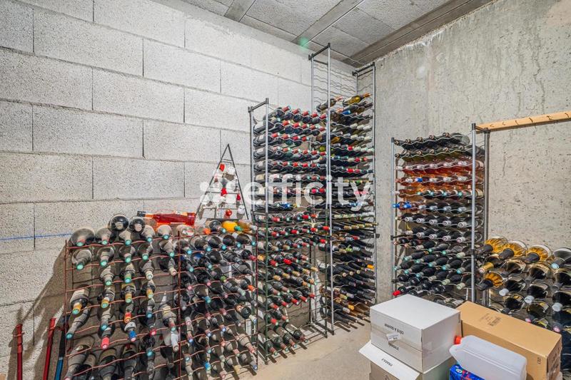 Maison - 169 m² - 6 pièces