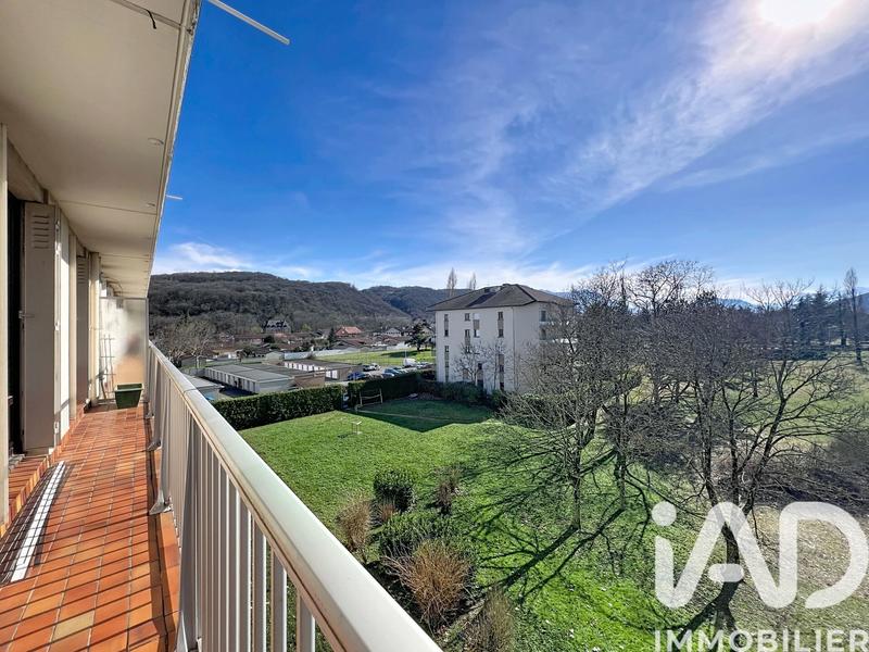 Appartement - 79 m² - 4 pièces