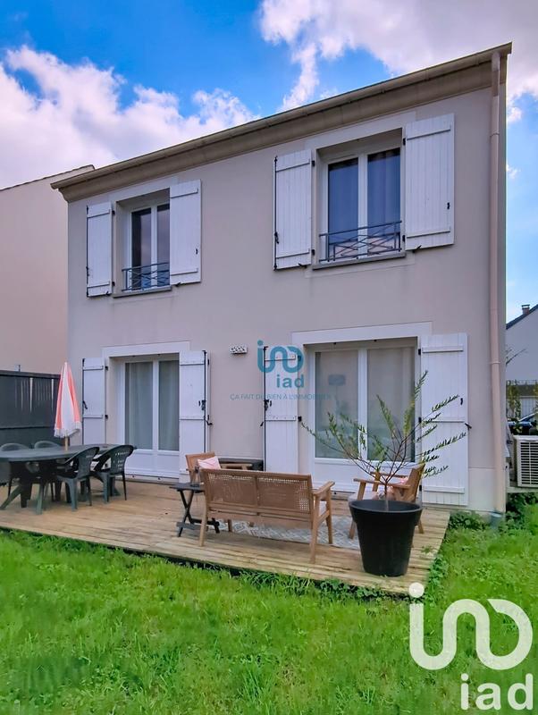 Maison - 99 m² - 5 pièces