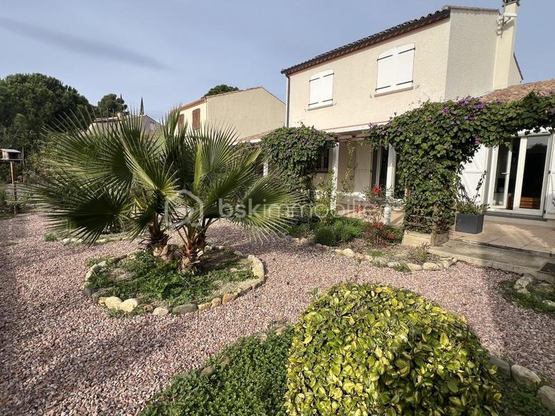 Maison traditionnelle - 150 m² - 6 pièces