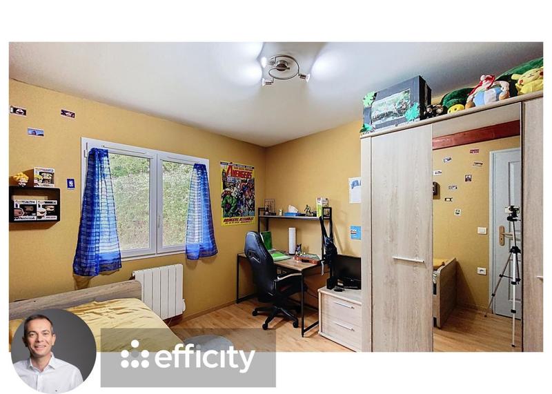 Maison - 83 m² - 5 pièces