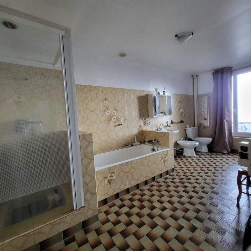 Maison - 160 m² - 7 pièces