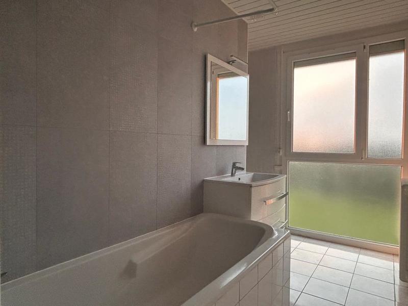 Appartement - 86 m² - 4 pièces