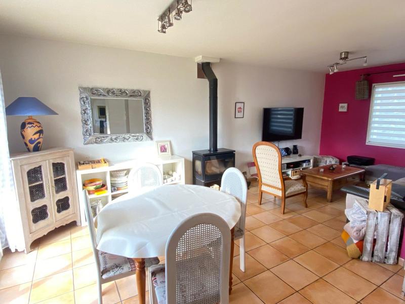 Maison - 95 m² - 5 pièces