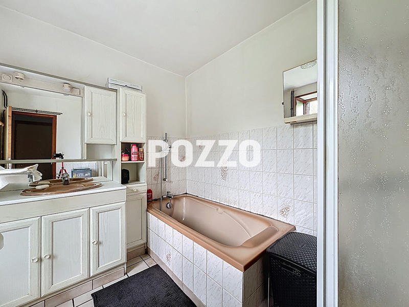 Maison - 160 m² - 7 pièces