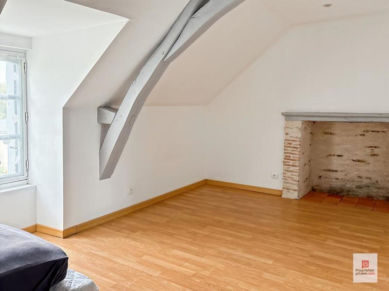Maison - 111 m² - 7 pièces