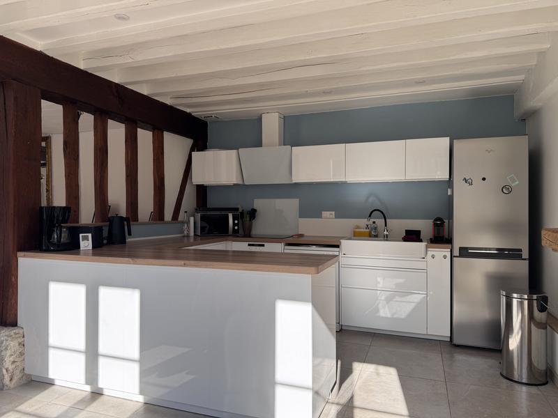 Maison - 211 m² - 6 pièces