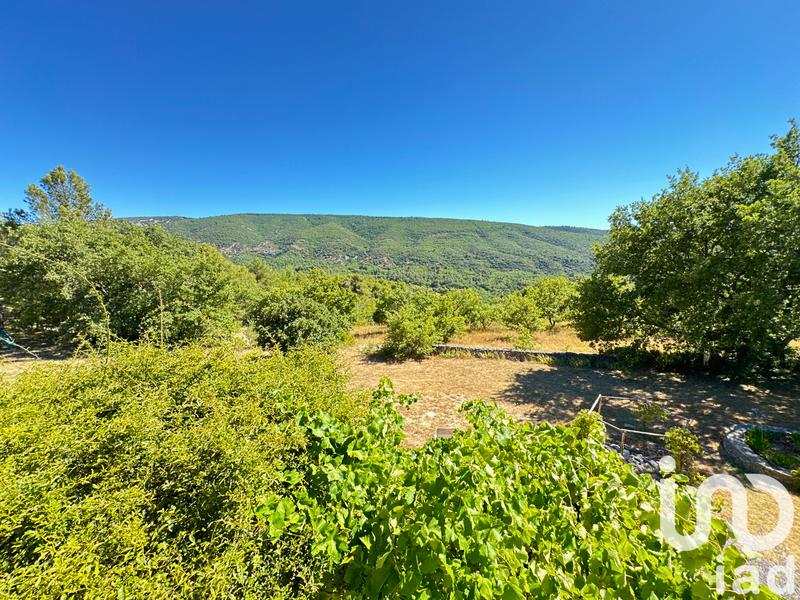 Maison - 200 m² - 6 pièces