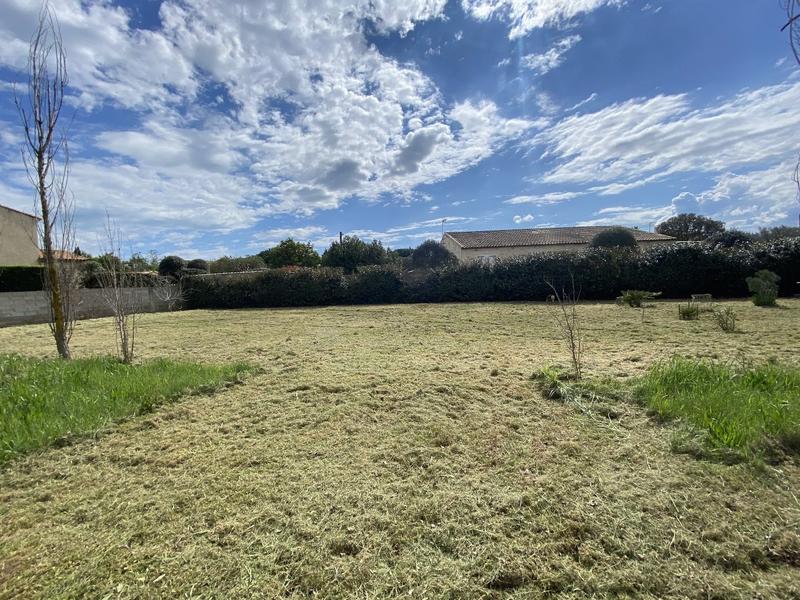 Terrain constructible - 658 m²