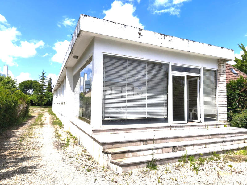 Maison - 200 m² - 7 pièces