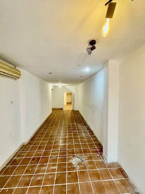 Local d'activités - 57 m² - 3 pièces