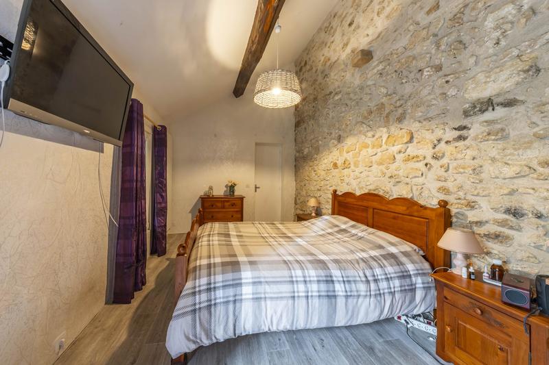 Maison ancienne - 85 m² - 5 pièces