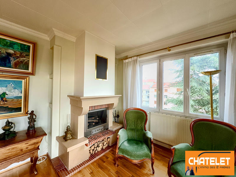 Appartement - 112 m² - 5 pièces