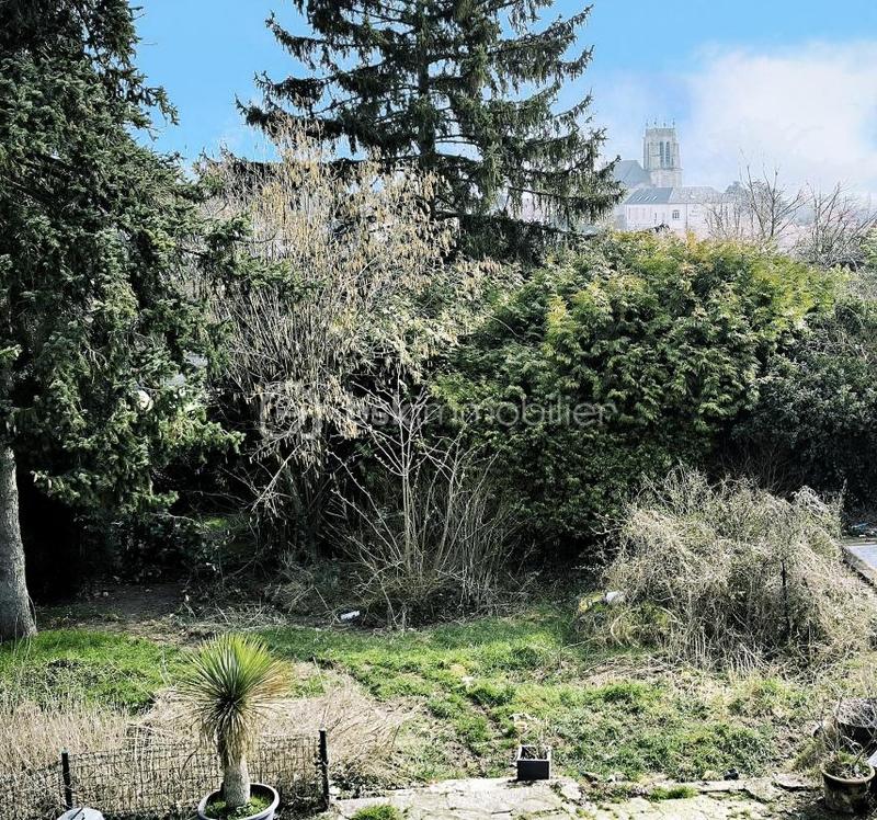 Maison - 270 m² - 8 pièces