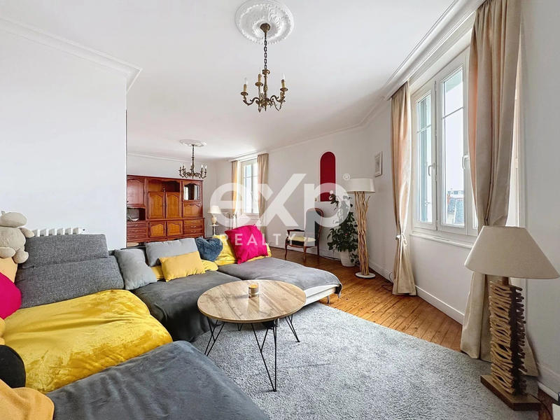 Appartement - 112 m² - 4 pièces