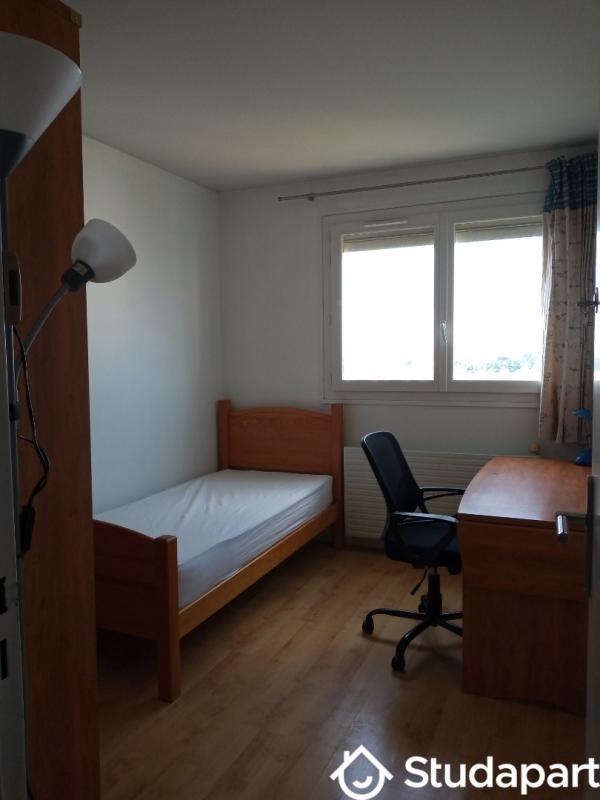 Chambre - 9 m² - 1 pièce