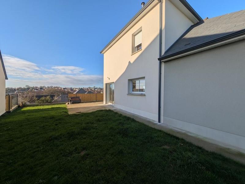 Maison - 107 m² - 5 pièces