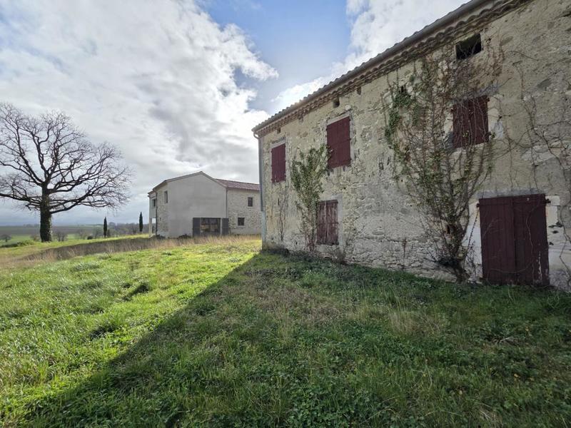 Corps de ferme - 486 m² - 10 pièces