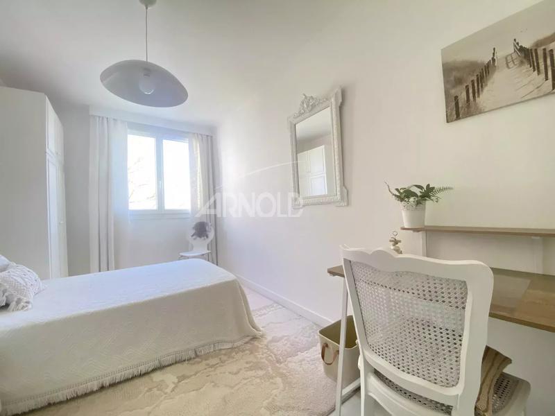 Appartement - 86 m² - 4 pièces