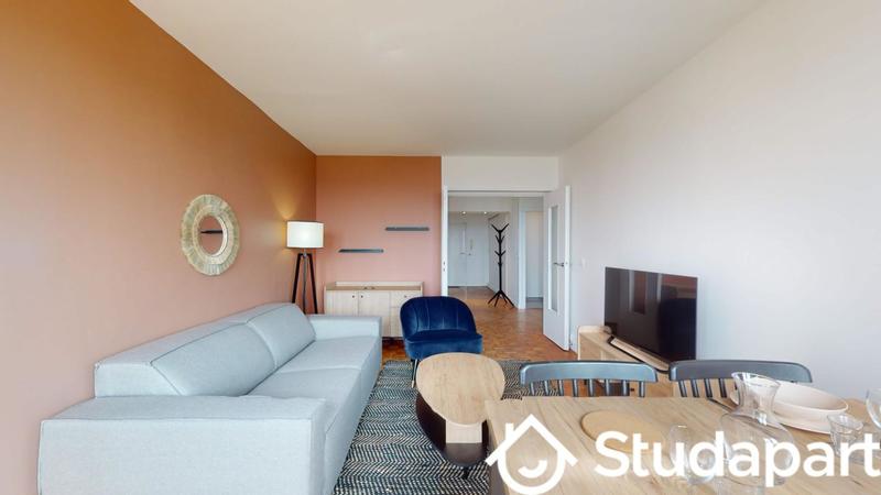 Chambre - 10 m² - 1 pièce