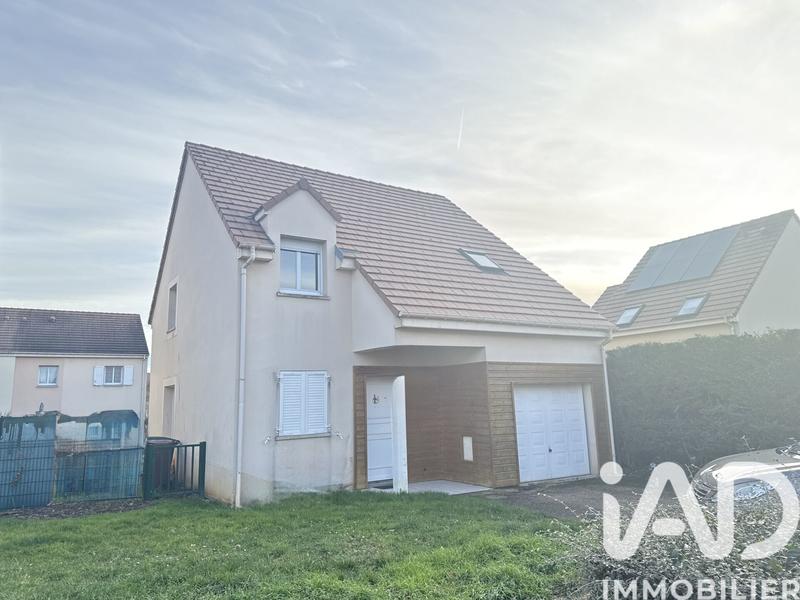 Maison - 100 m² - 5 pièces