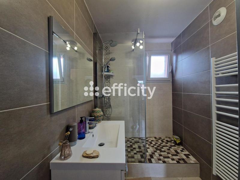 Maison - 109 m² - 5 pièces