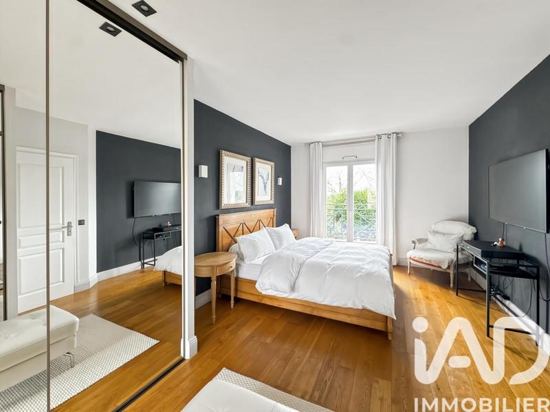 Maison - 127 m² - 5 pièces