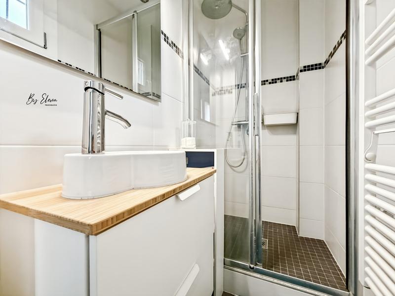 Maison - 191 m² - 8 pièces