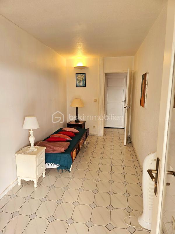 Appartement - 82 m² - 3 pièces