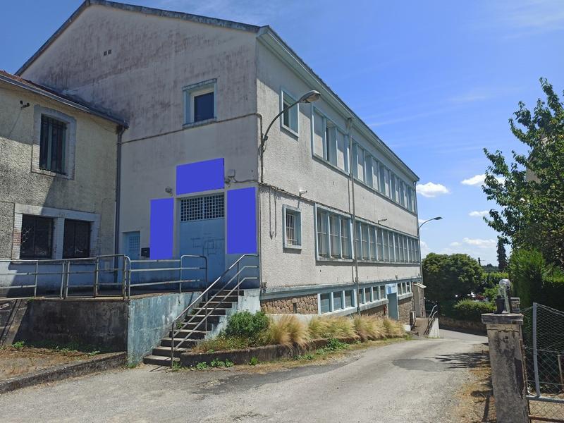 Local commercial - 1 500 m²