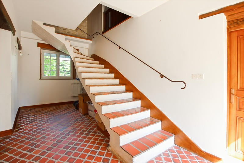 Maison - 322 m² - 11 pièces