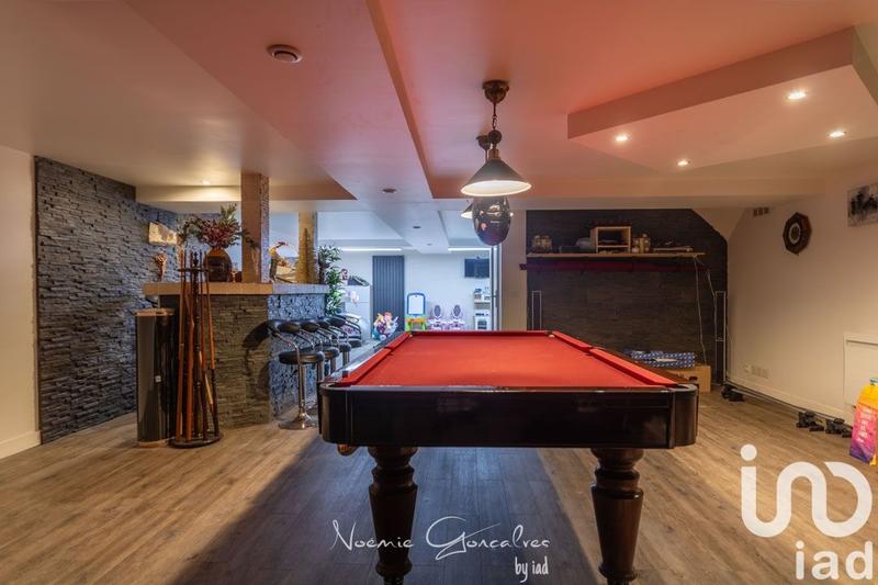 Maison de village - 200 m² - 9 pièces