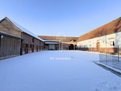 Maison - 257 m² - 10 pièces