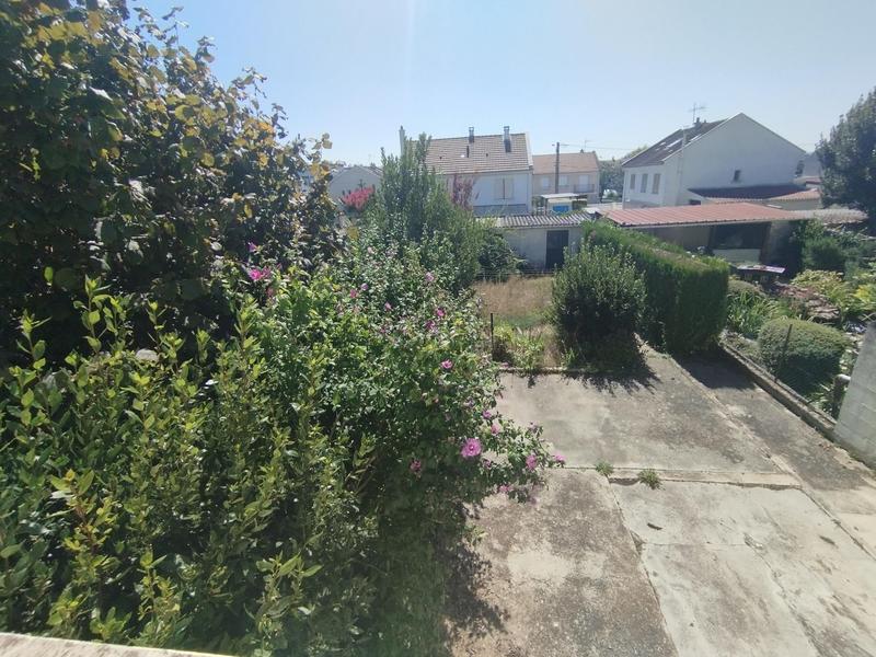 Maison - 91 m² - 7 pièces