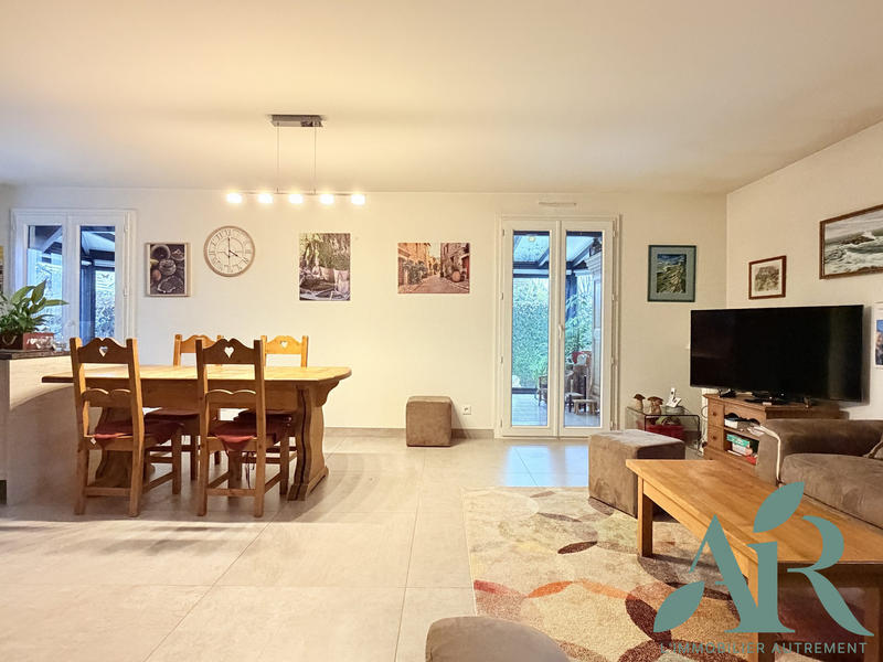 Maison - 119 m² - 5 pièces