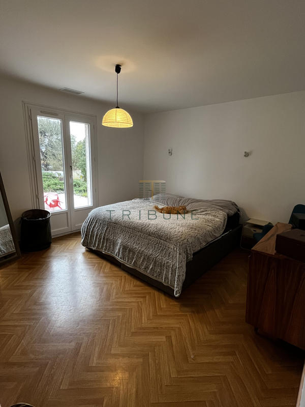 Maison - 144 m² - 9 pièces