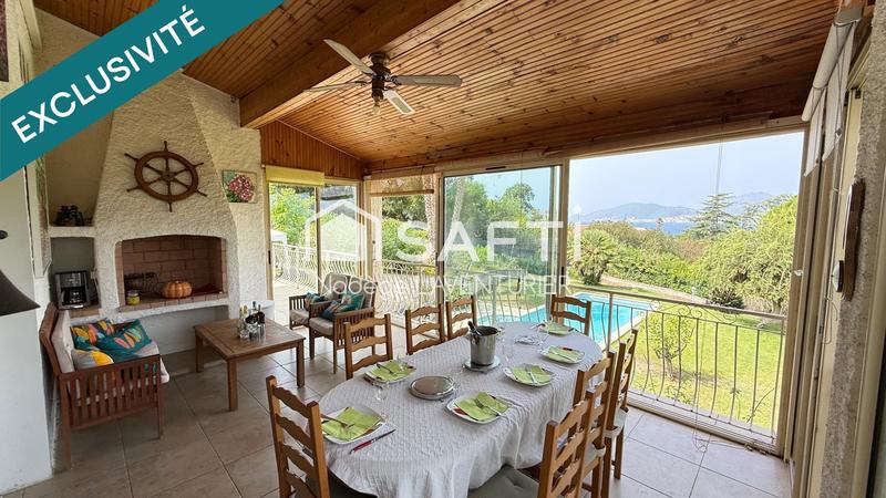 Villa - 220 m² - 9 pièces