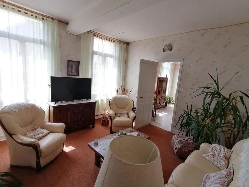 Longère - 180 m² - 9 pièces