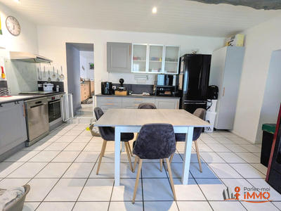 Maison - 88 m² - 4 pièces